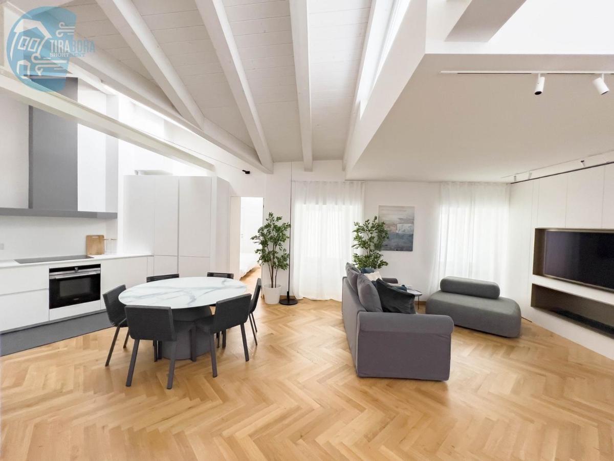 Tarabochia 8 Tirabora Short Rent Apartment Trieste Luaran gambar